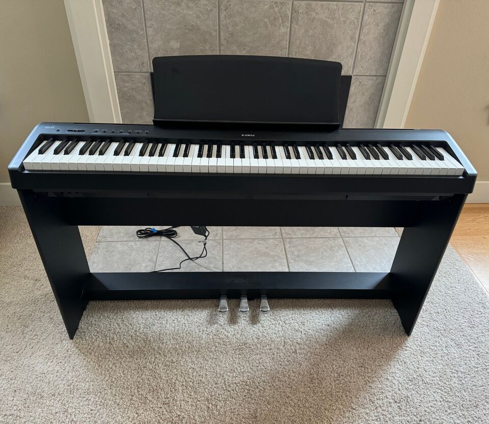 KAWAI ES110 PIANO WITH STAND AND PEDAL