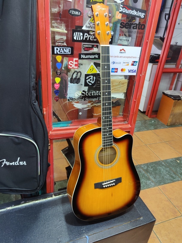 Fender 41-Inch full size acoustic guitar