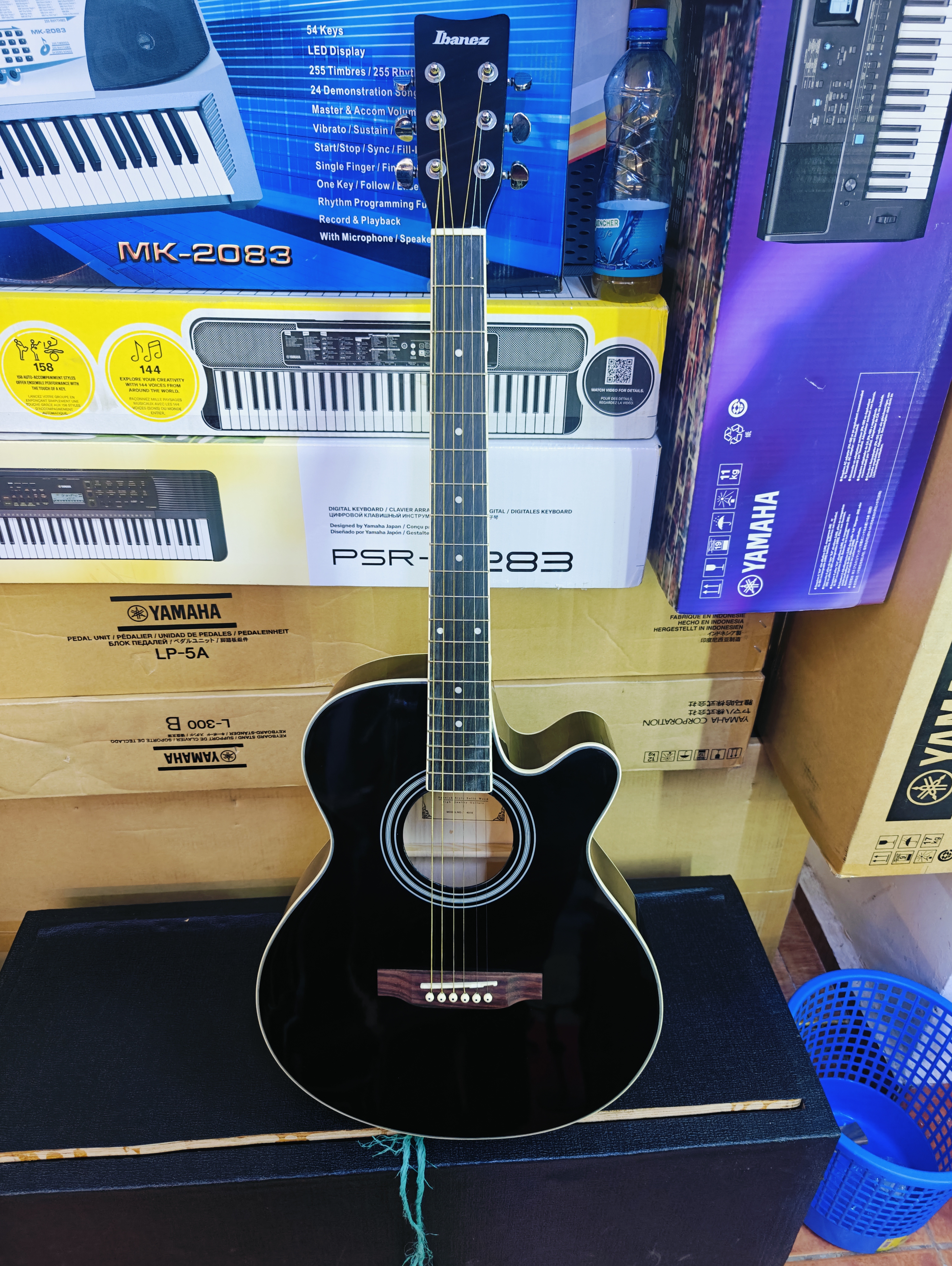 Ibanez Acoustic Guitar black