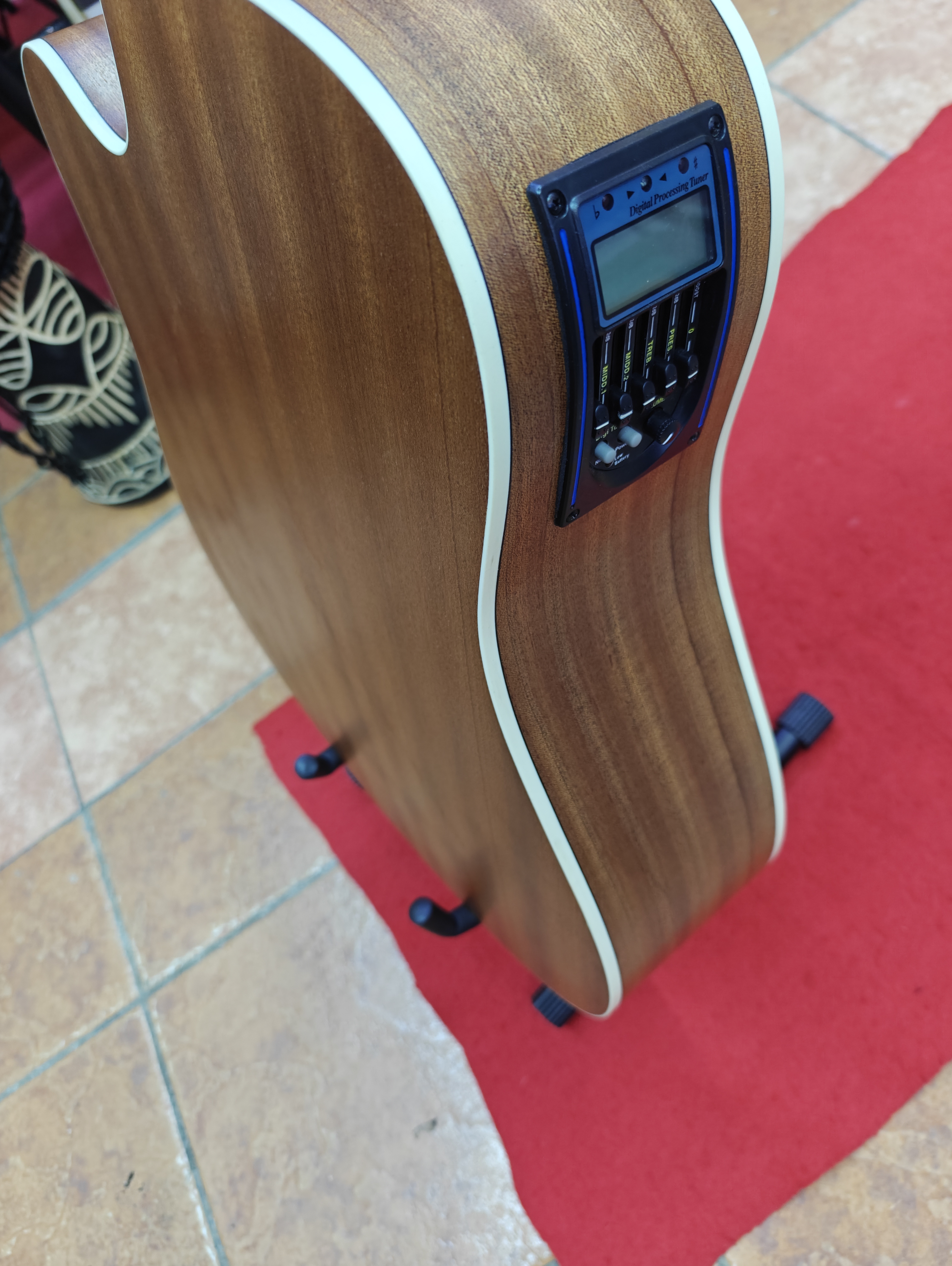 Enjoy M4106Q 41-inch electro-acoustic guitar with solid spruce top, cutaway body and built-in pickup in natural finish