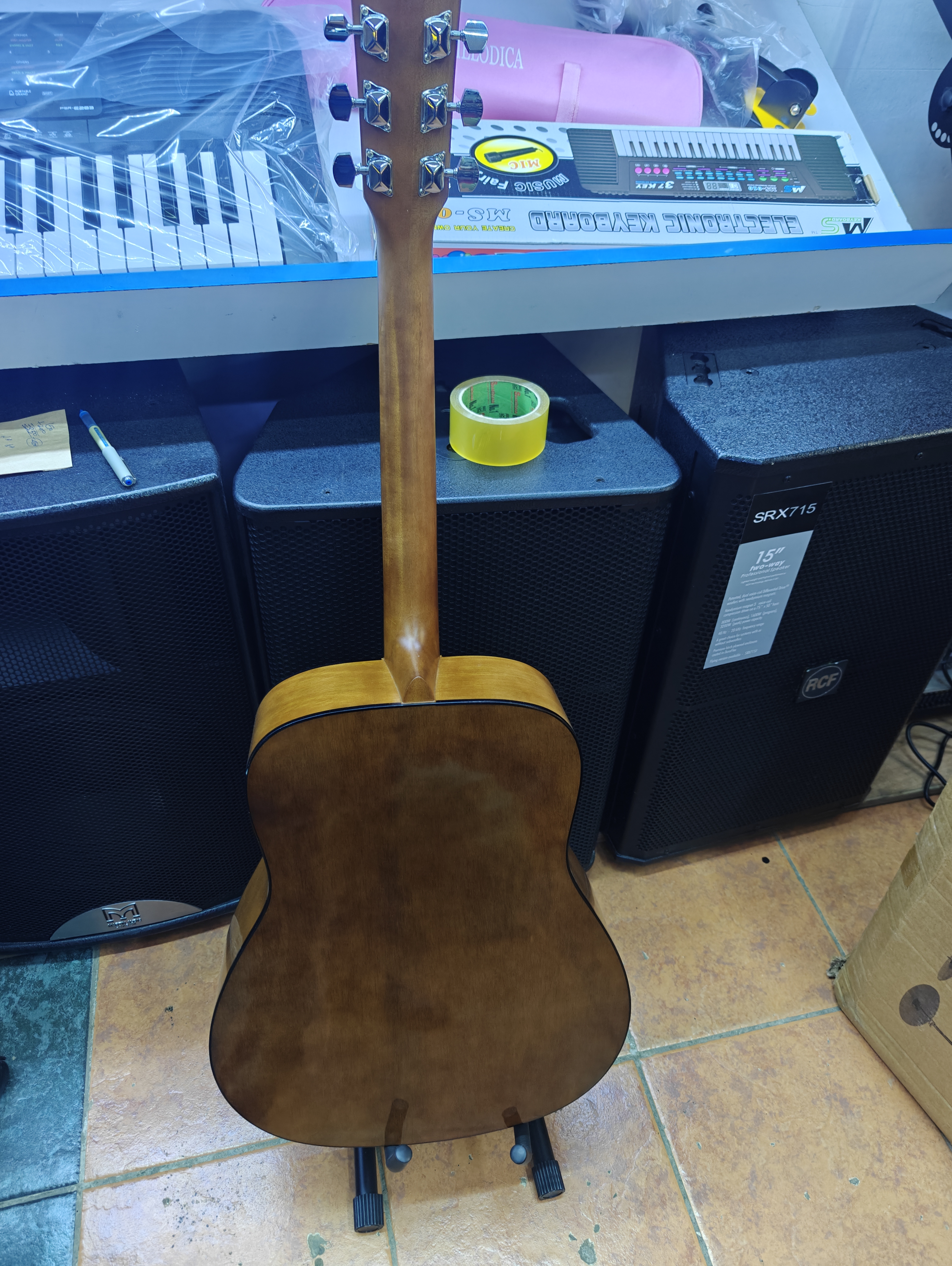 Yamaha acoustic guitar f310 Yamaha acoustic guitar f310