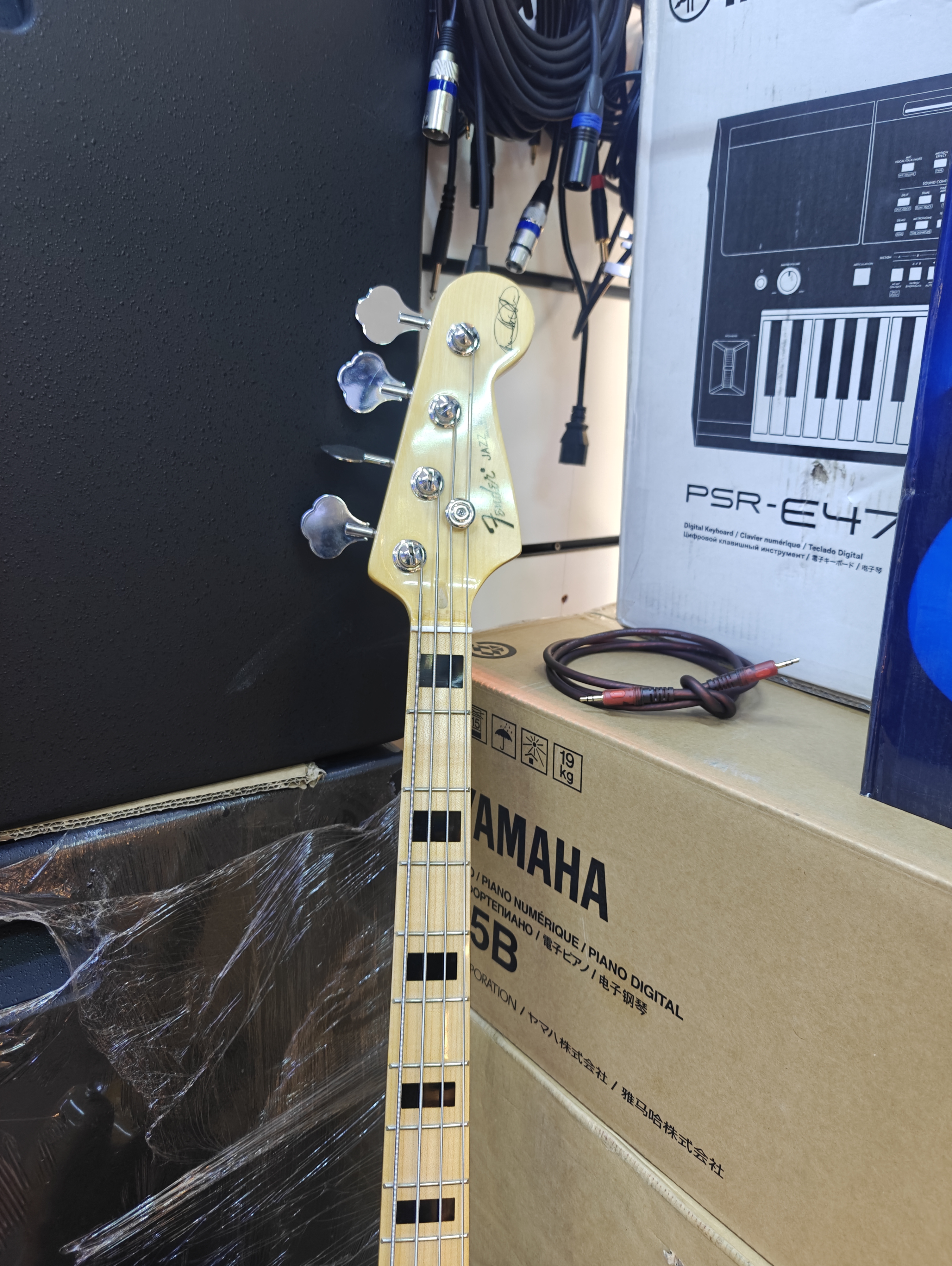 Fender 4 string jazz bass guitar