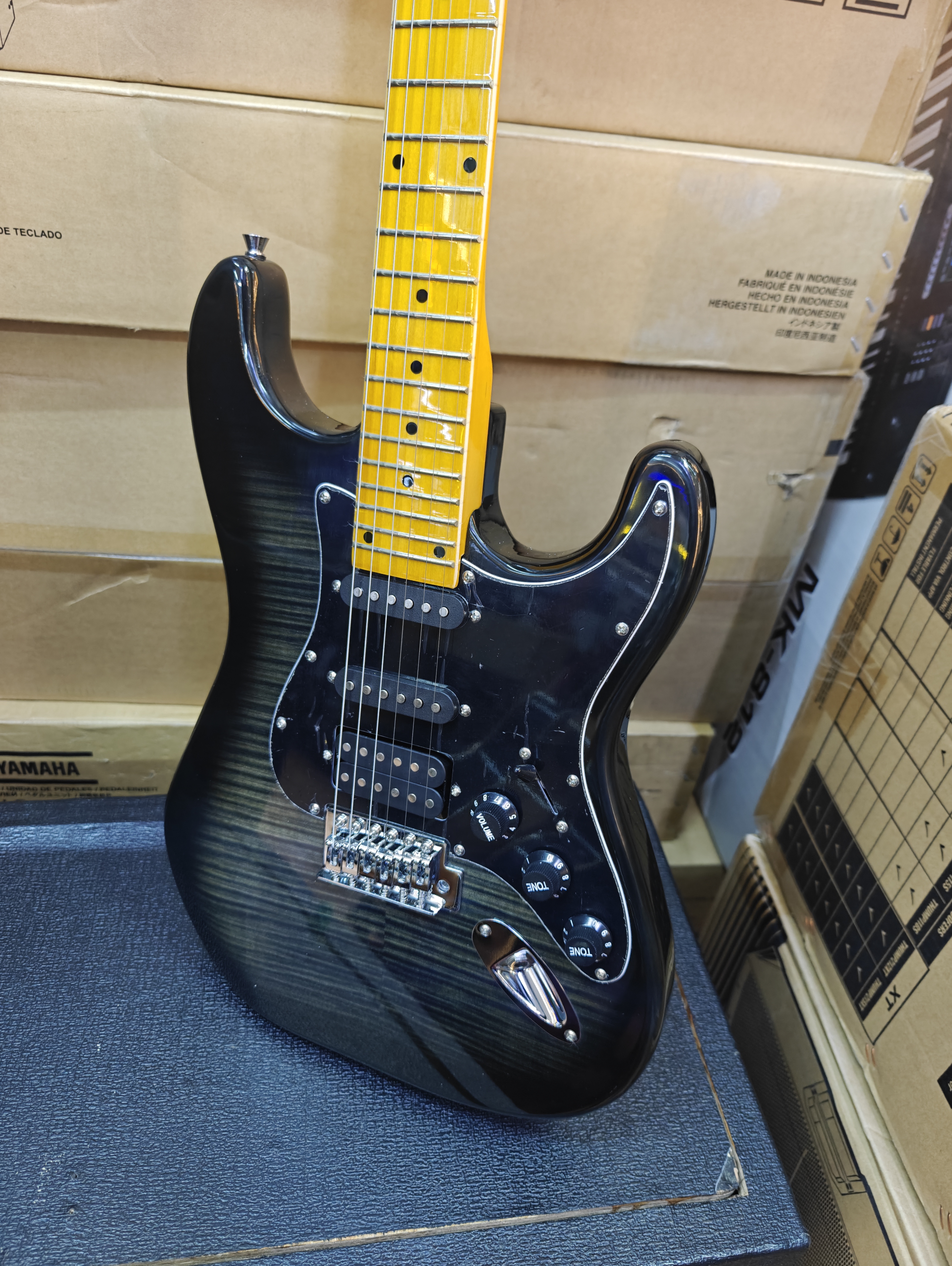 Fender Squier Debut Series Stratocaster Electric Guitar
