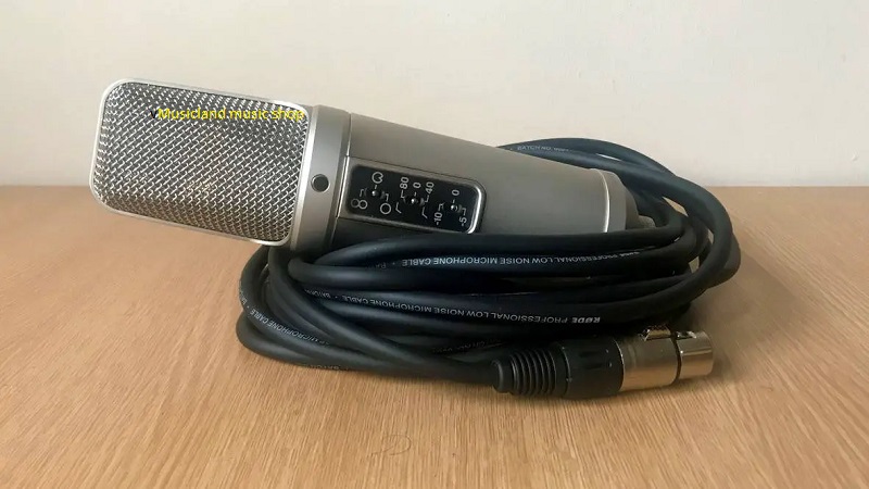 Rode NT2-A Large-Diaphragm Multipattern Condenser Microphone 