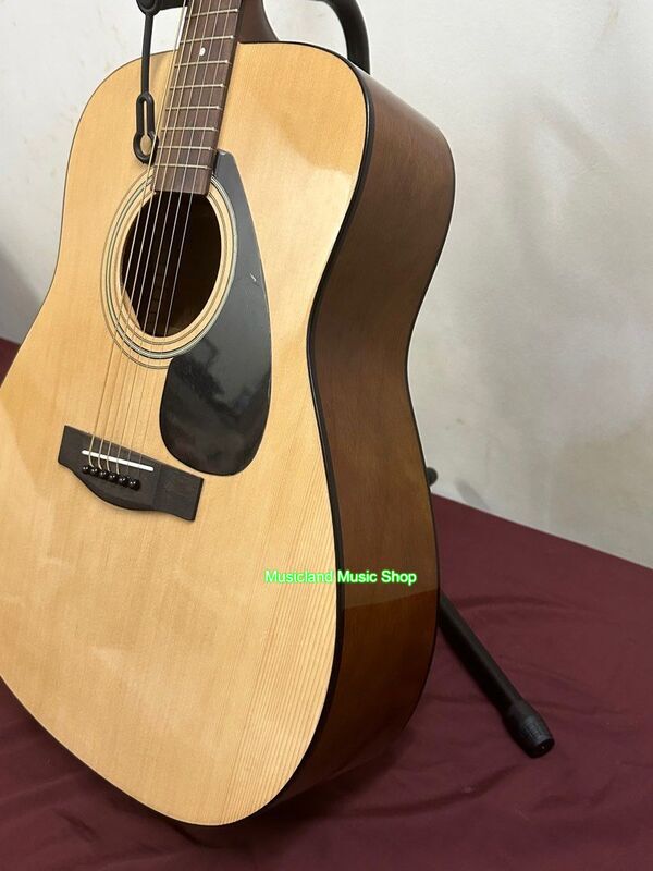 Yamaha F310  Acoustic Guitar