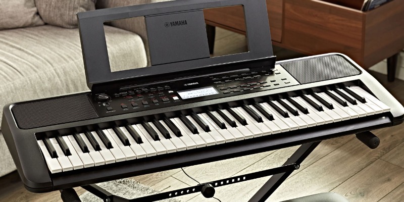 Yamaha PSR E 383 61 Portable Keyboard With Touch Response