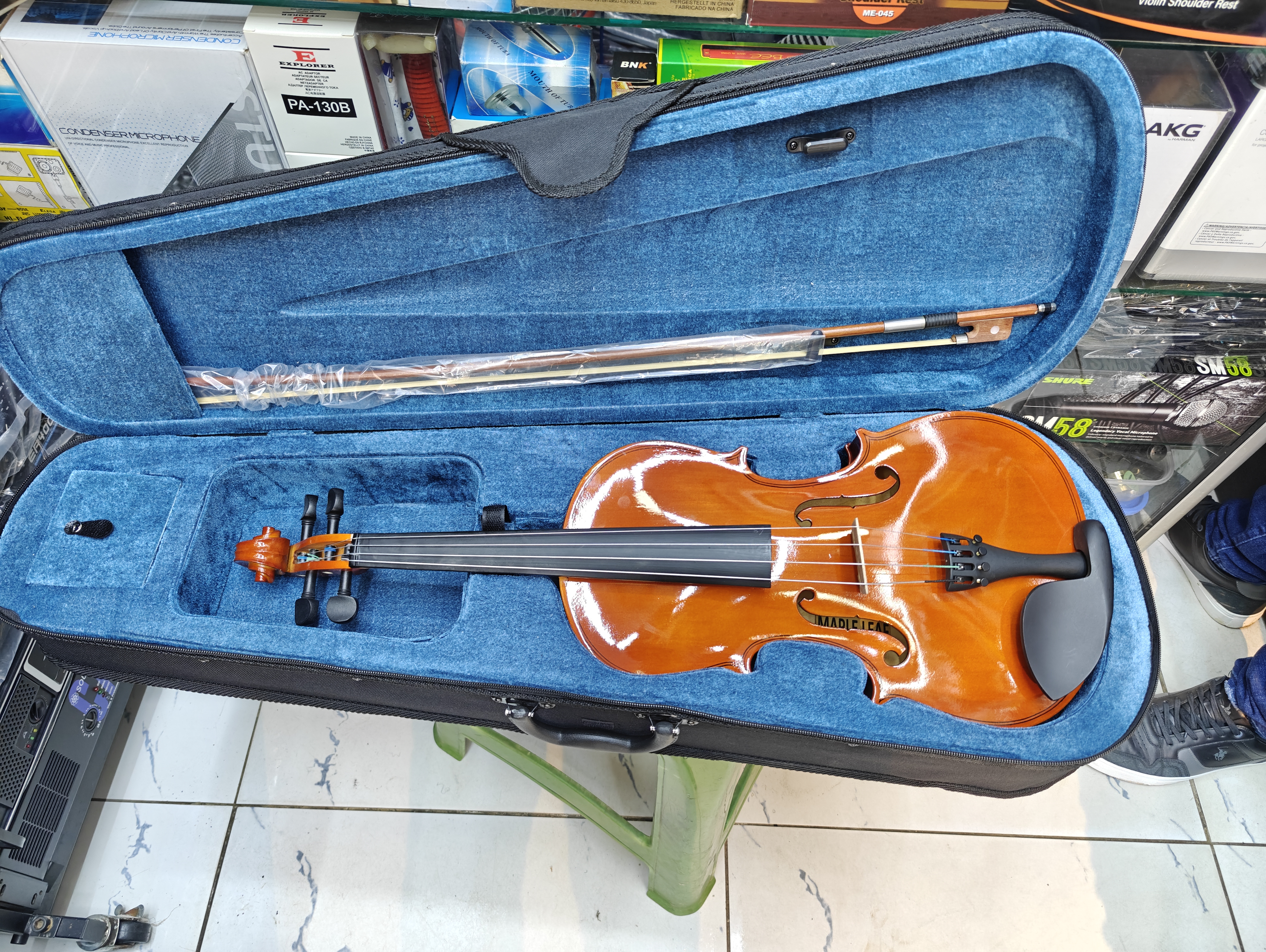 Mapple leaf student violin, affordable violin