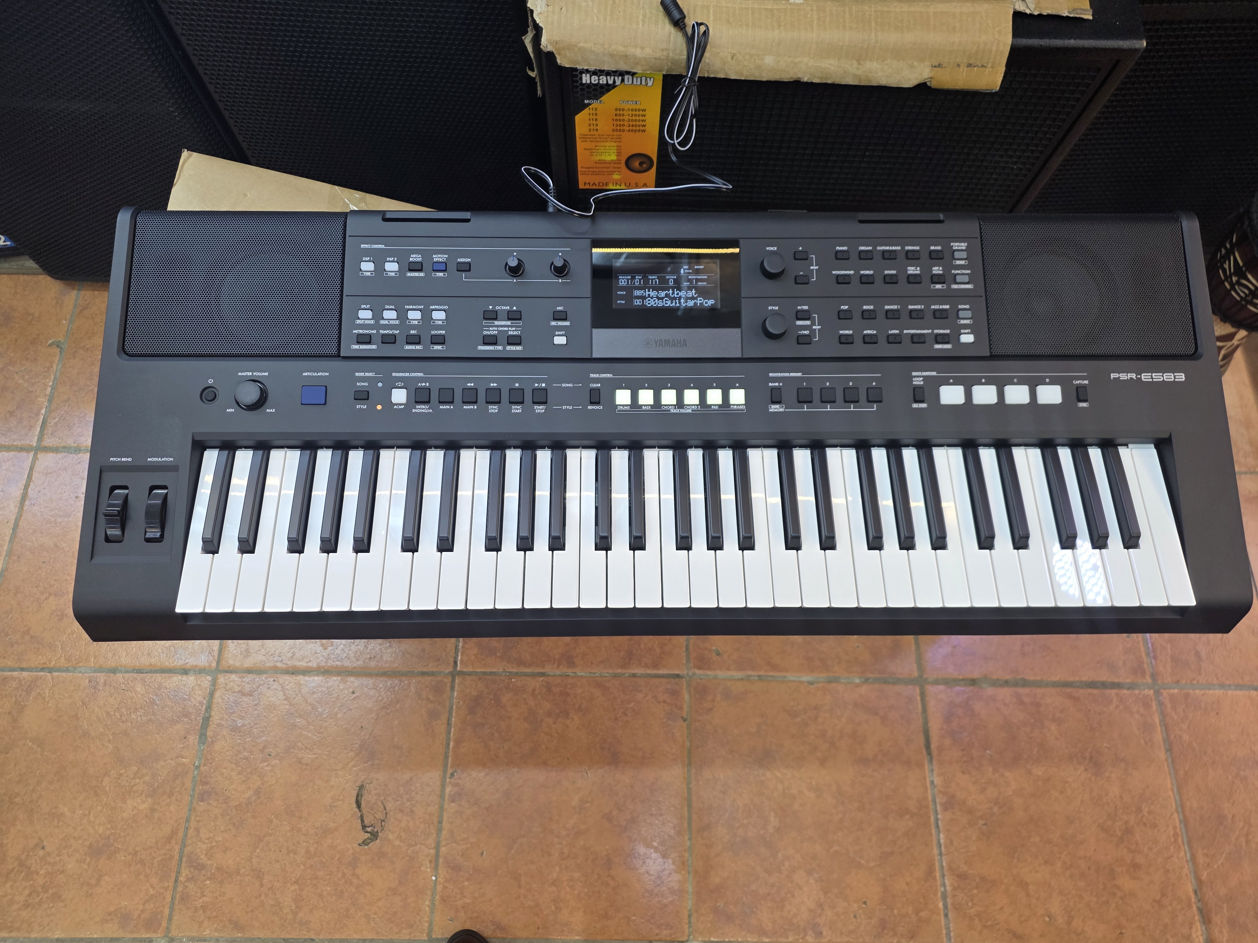 Yamaha psr E 483 