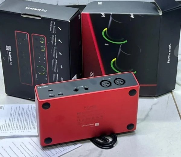 Focusrite Scarlett 2i2 4th Gen is a completely remastered 2-in, 2-out USB-C audio interface designed for musicians, podcasters
